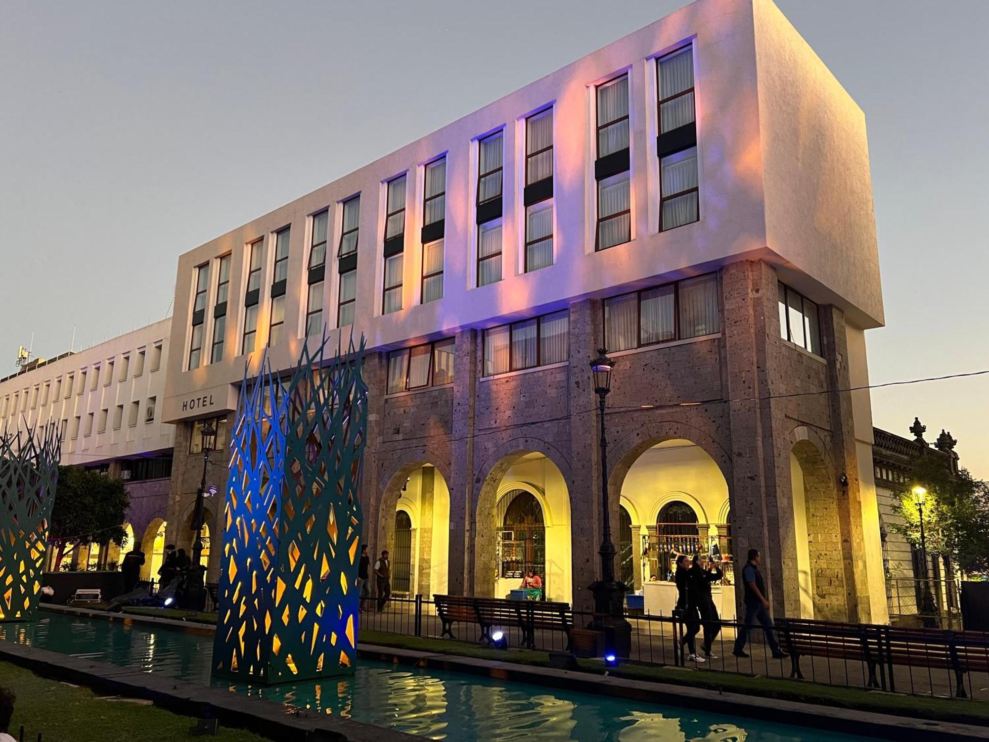 Six Hotel Guadalajara Degollado Zewnętrze zdjęcie
